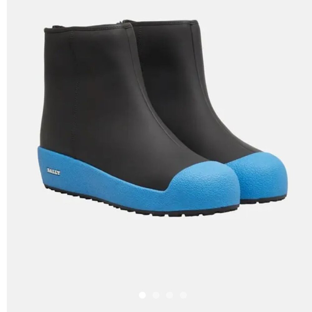 Bally Black Deep Black Calf Rubber Coated Boots Black/Blue W-6.5 (Fits 7-7.5 US